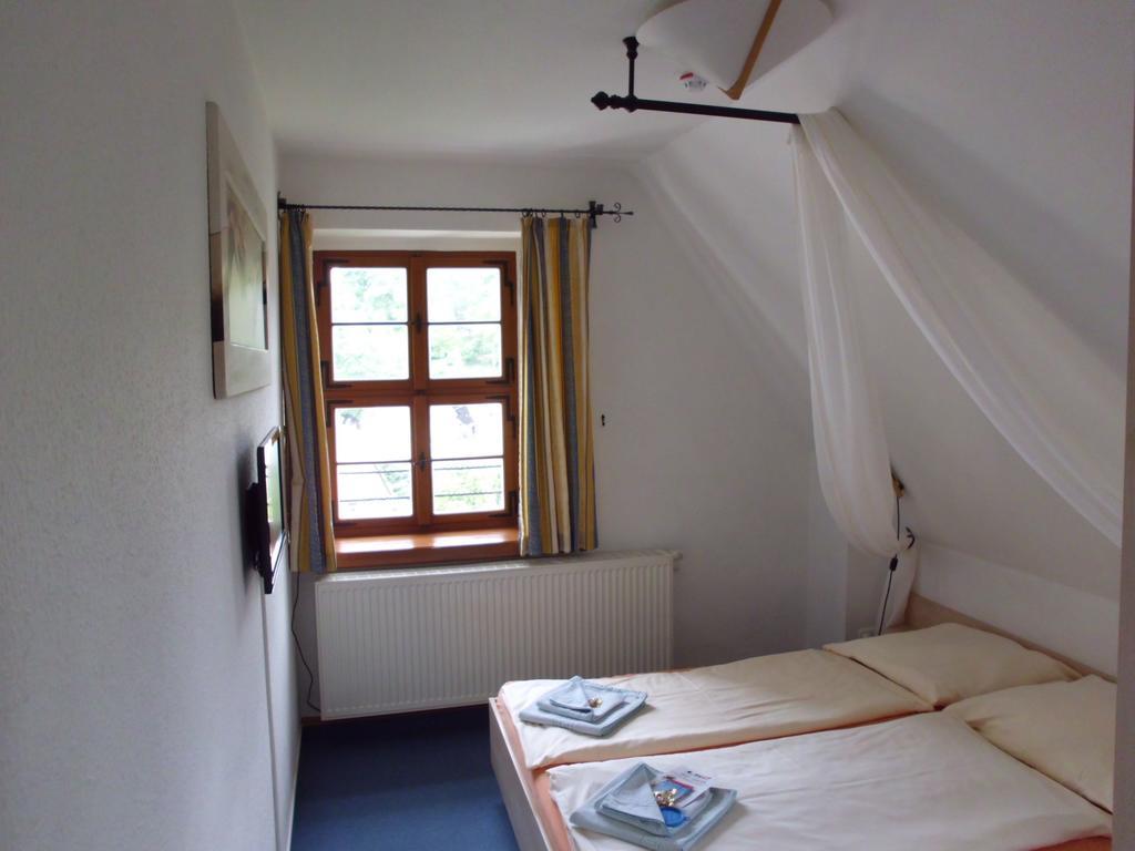 Burg Hohnstein Hotel Room photo